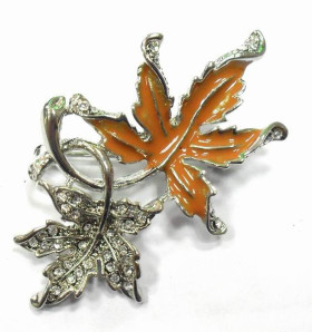 Light Brown Crystal Entwined Maple Leaves Brooch