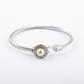 Pearl Bracelet