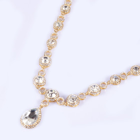 Crystal Teardrop Pieced Necklace